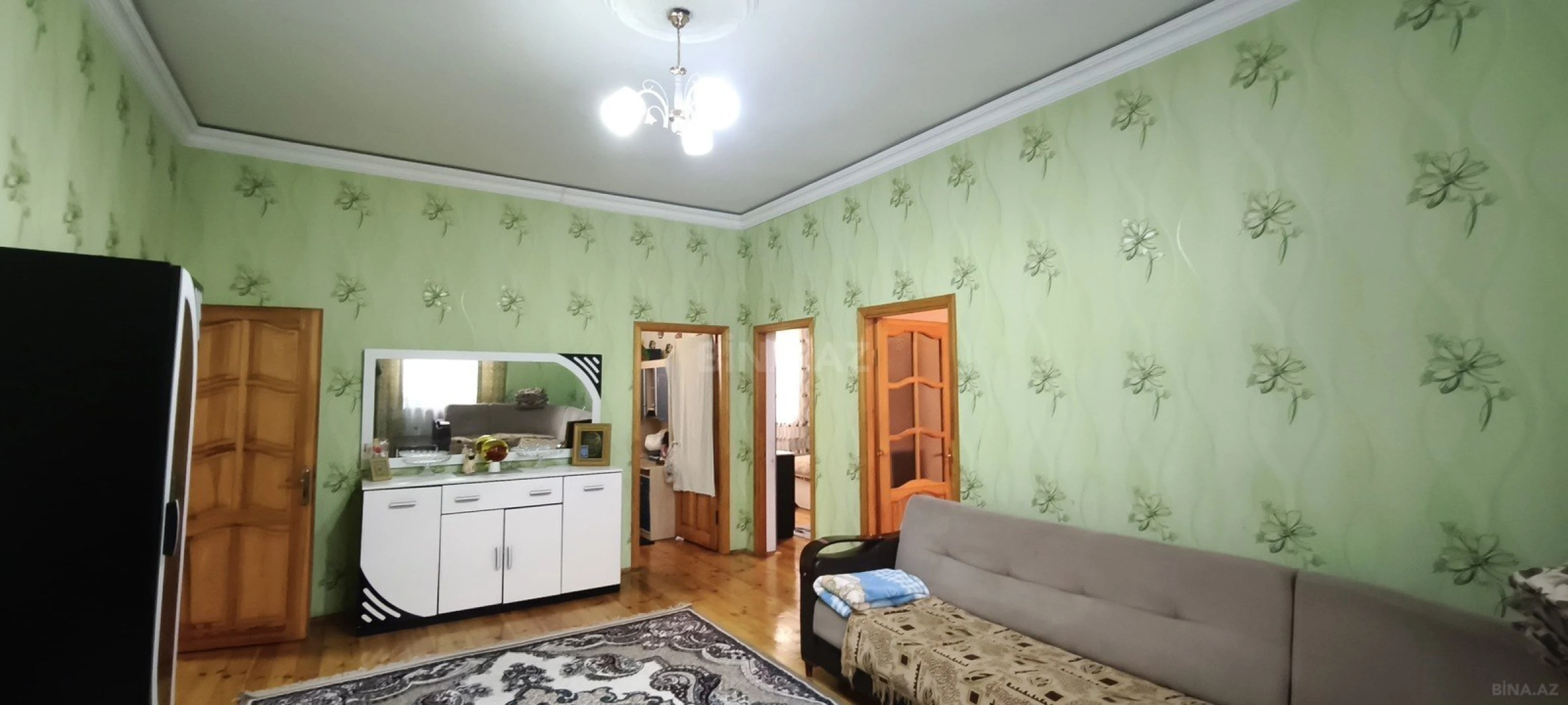 Satılır 4 otaqlı həyət evi 100 m²