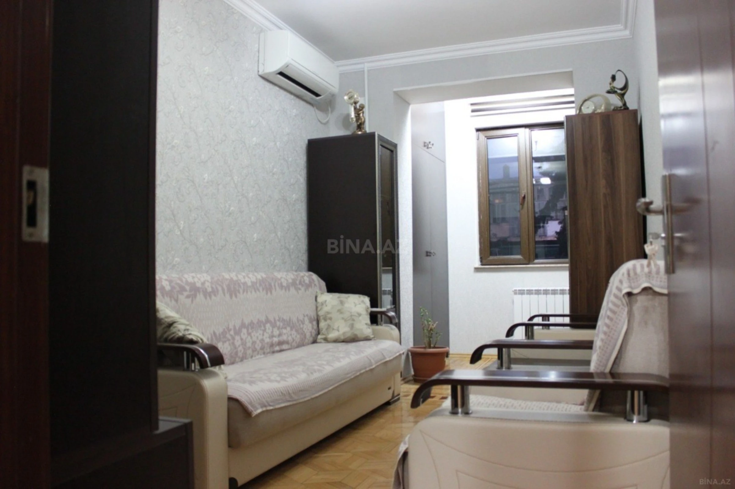 Satılır 3 otaqlı mənzil 70 m²