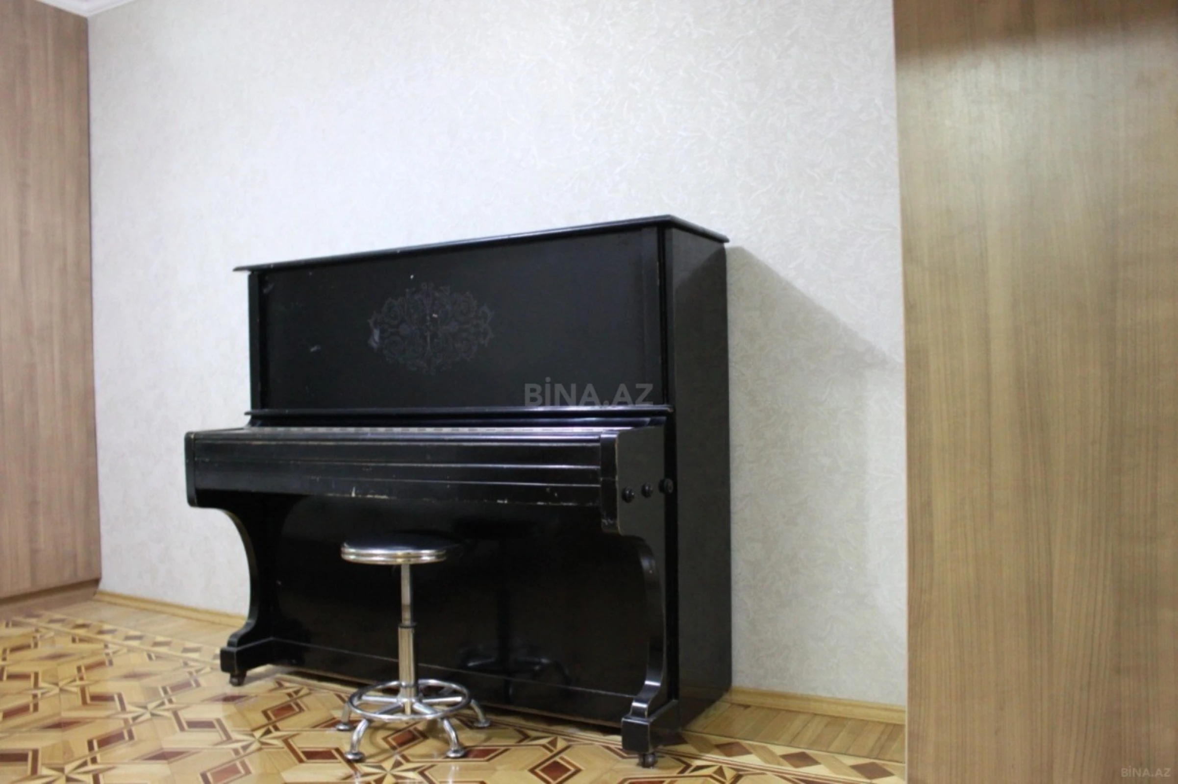 Satılır 3 otaqlı mənzil 70 m²