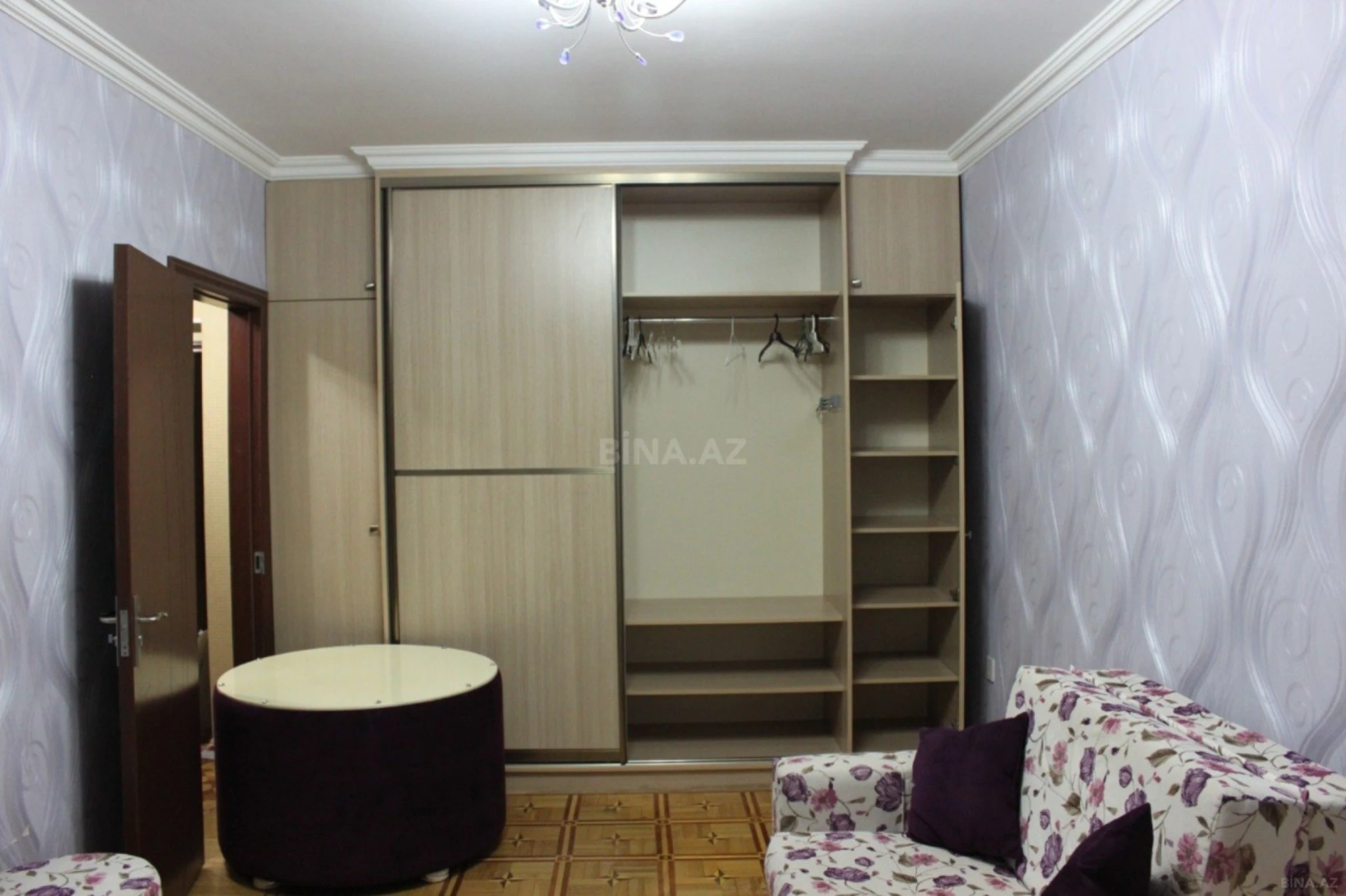 Satılır 3 otaqlı mənzil 70 m²