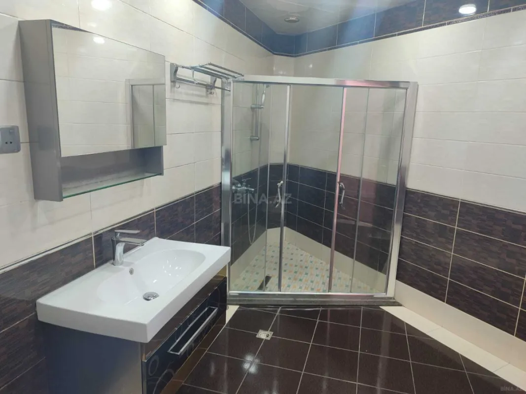 Satılır 3 otaqlı mənzil 112 m²