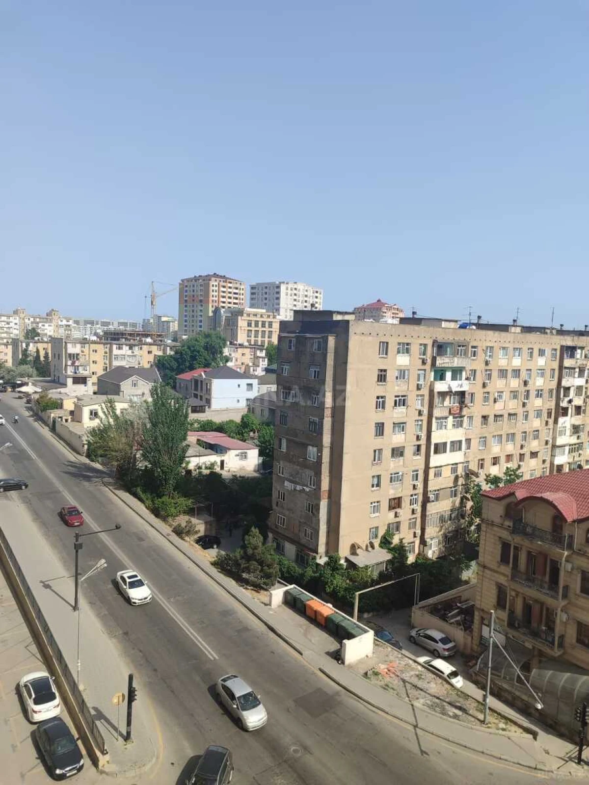 Satılır 3 otaqlı mənzil 112 m²