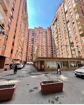 Satılır 3 otaqlı mənzil 112 m²