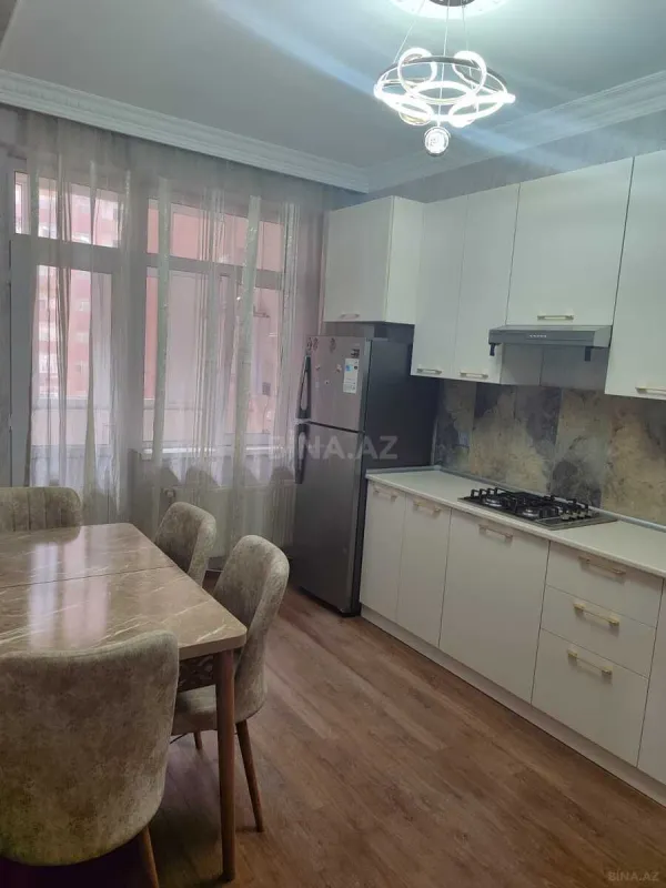 Satılır 3 otaqlı mənzil 112 m²