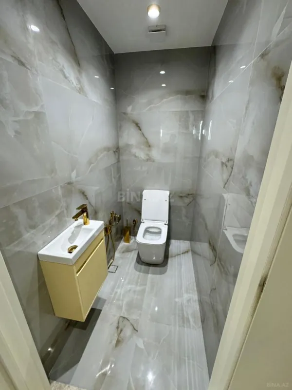 Satılır 2 otaqlı mənzil 80 m²