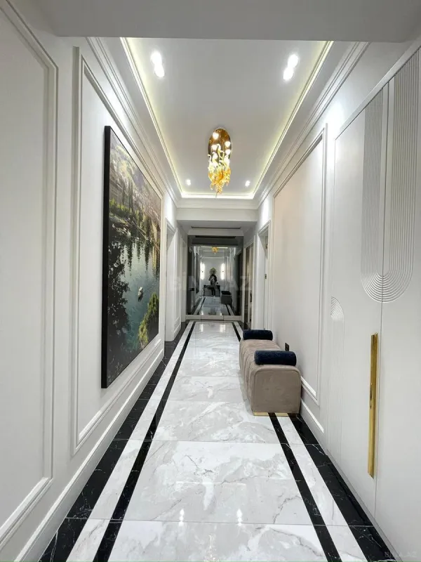 Satılır 4 otaqlı mənzil 140 m²