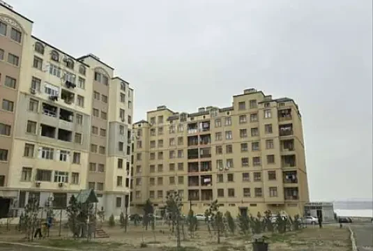 Satılır 2 otaqlı mənzil 70 m²