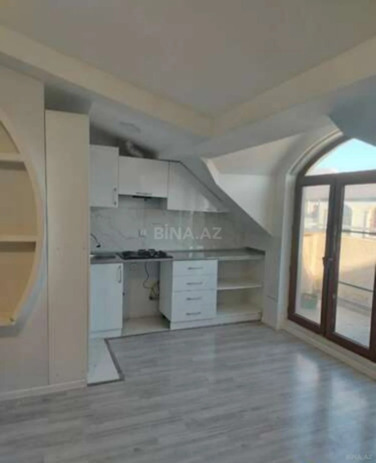 Satılır 2 otaqlı mənzil 70 m²