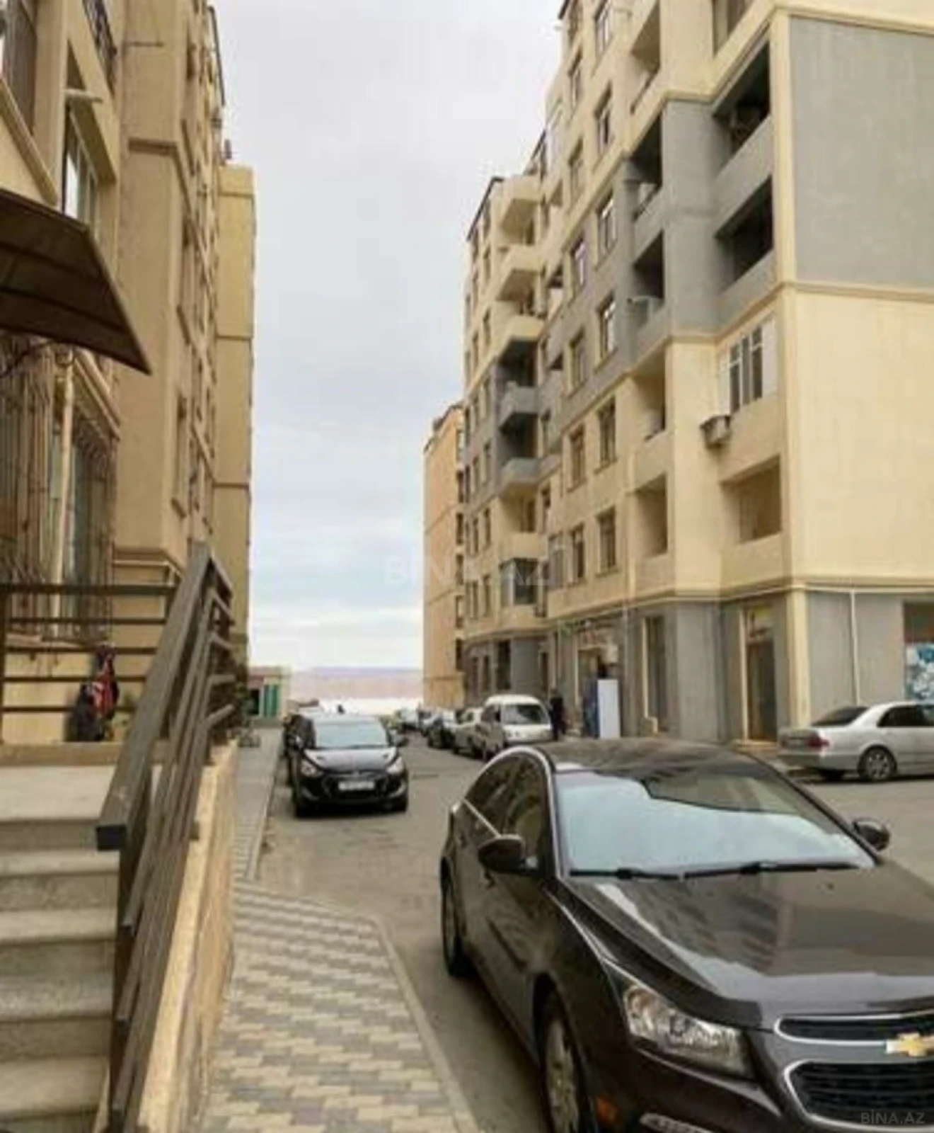 Satılır 2 otaqlı mənzil 70 m²
