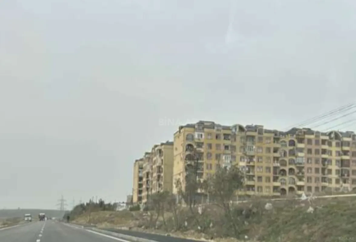 Satılır 2 otaqlı mənzil 70 m²