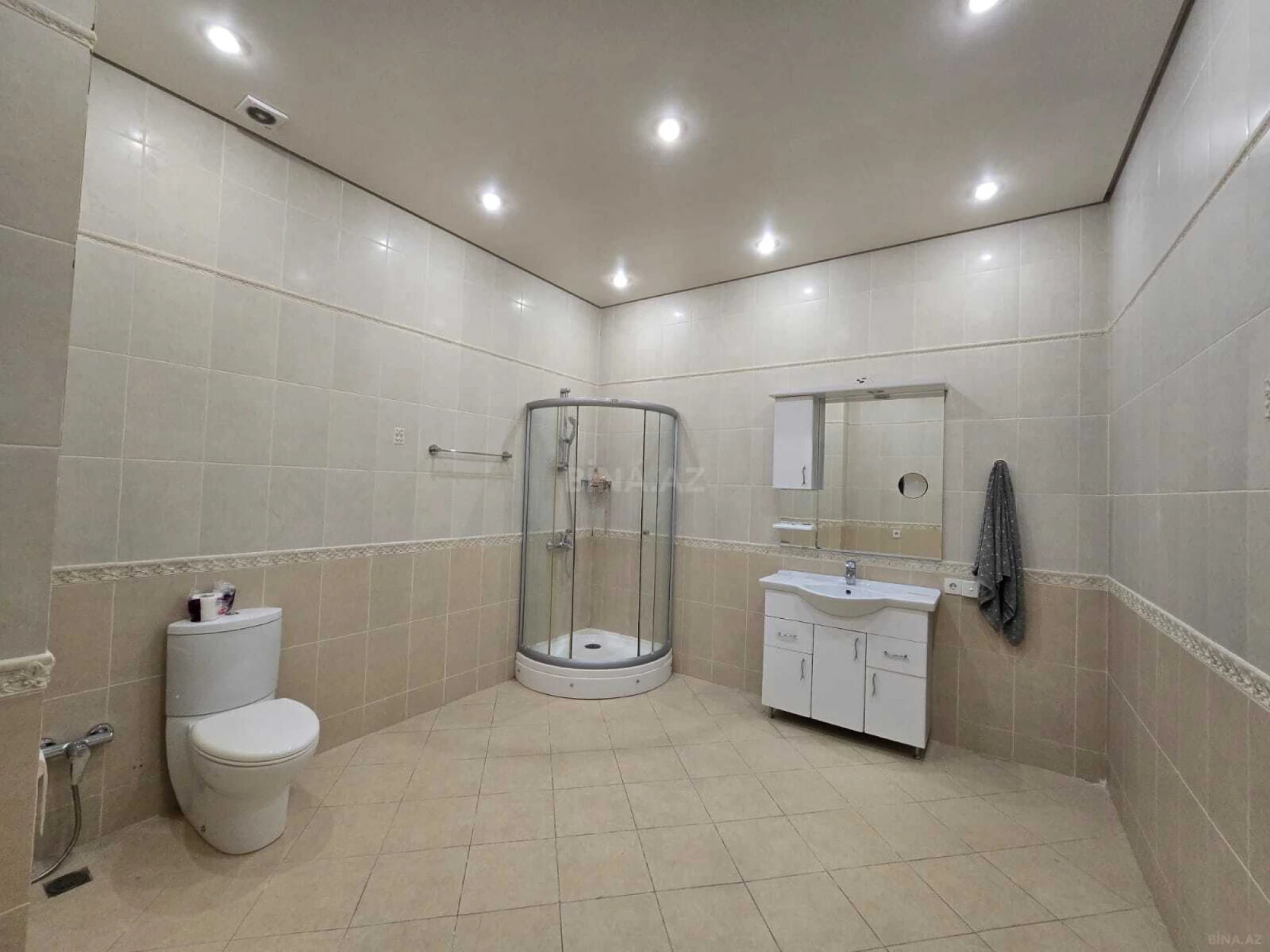 Kirayə verilir 6 otaqlı həyət evi 350 m²