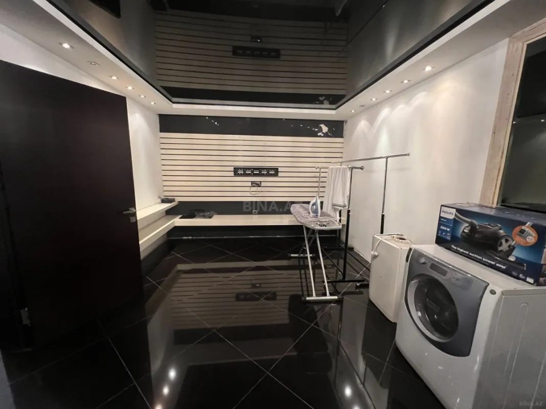 Satılır 4 otaqlı mənzil 110 m²