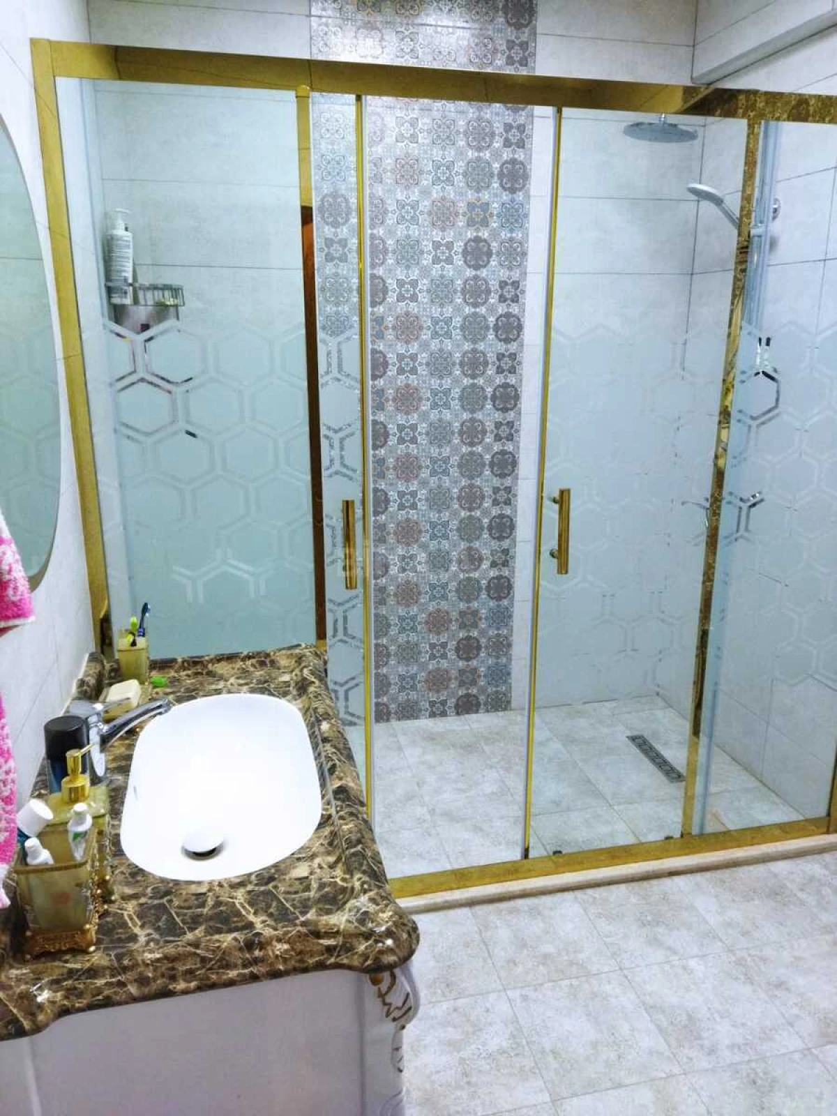 Satılır 10 otaqlı həyət evi 400 m²