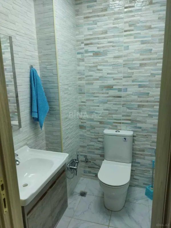 Satılır 10 otaqlı həyət evi 400 m²