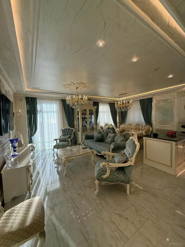 Satılır 3 otaqlı mənzil 148 m²