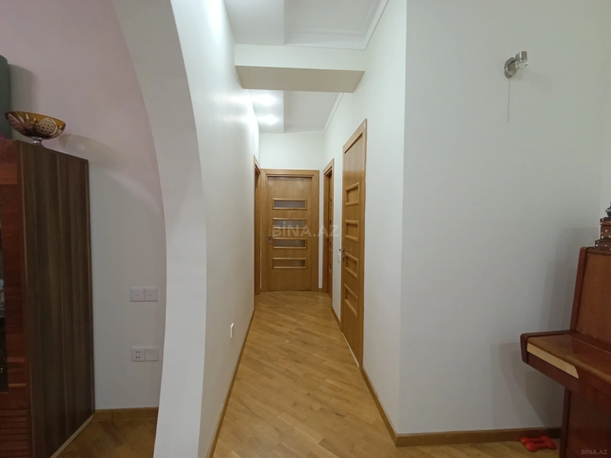Satılır 3 otaqlı mənzil 103 m²
