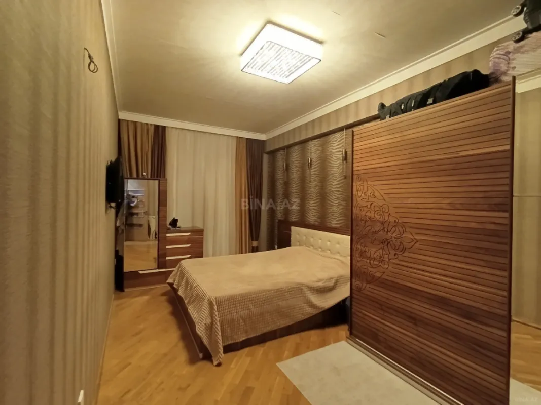 Satılır 3 otaqlı mənzil 103 m²