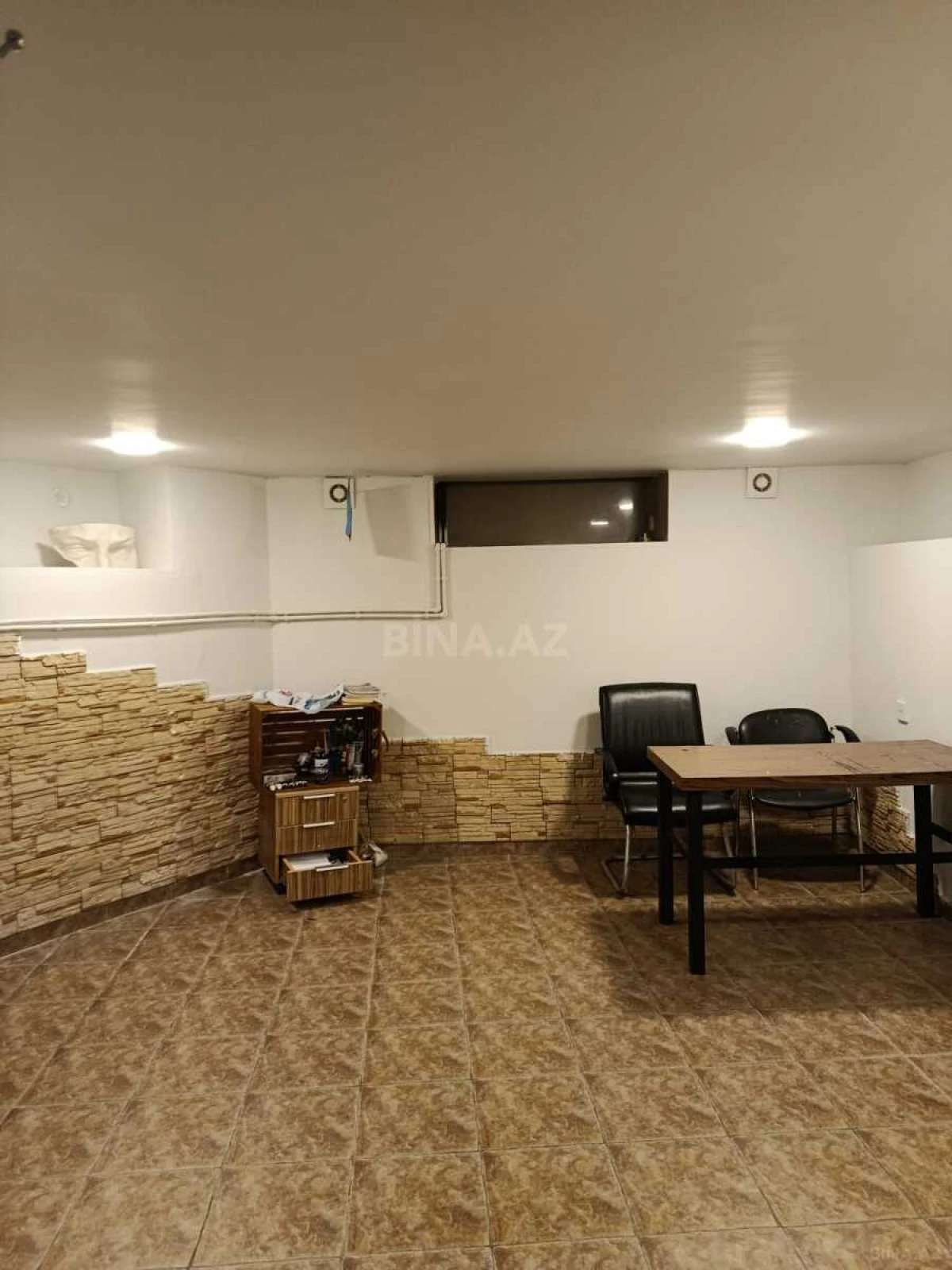 Kirayə verilir obyekt 110 m²