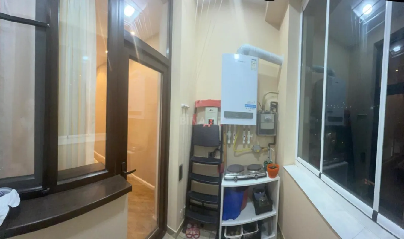 Satılır 2 otaqlı mənzil 45 m²