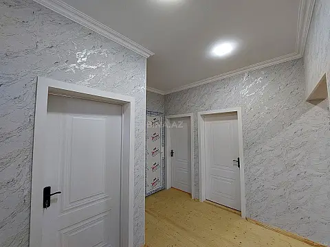 Satılır 4 otaqlı həyət evi 100 m²