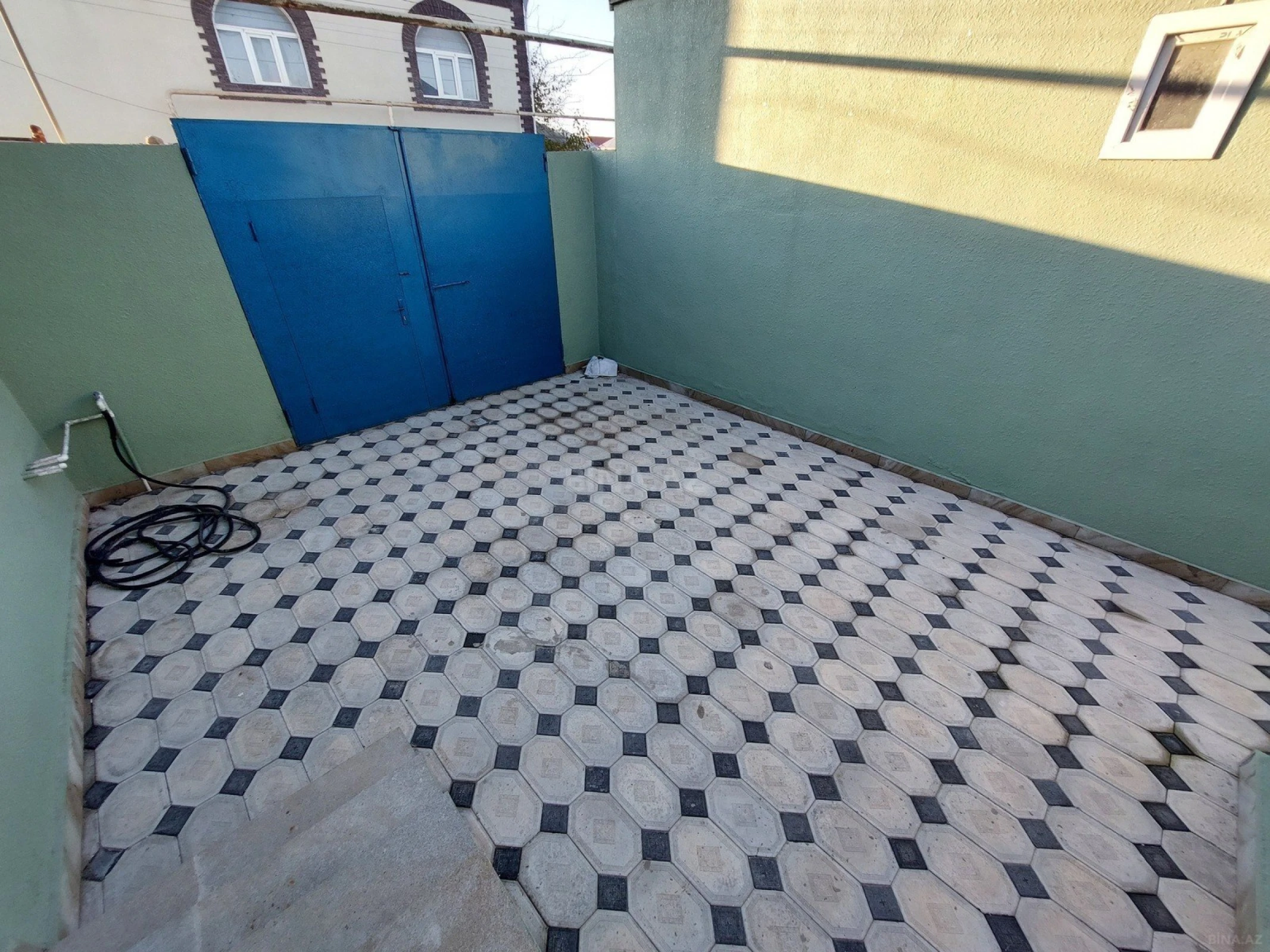 Satılır 4 otaqlı həyət evi 100 m²