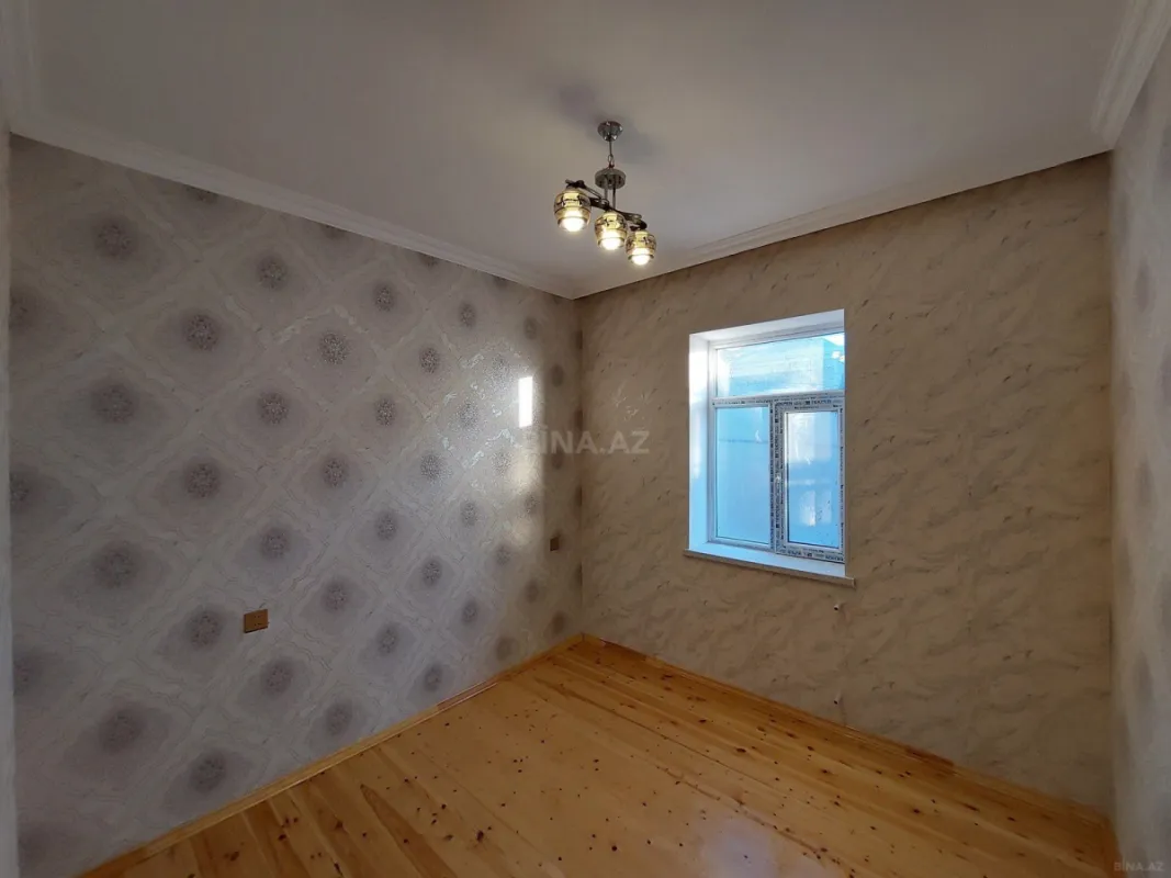 Satılır 4 otaqlı həyət evi 100 m²