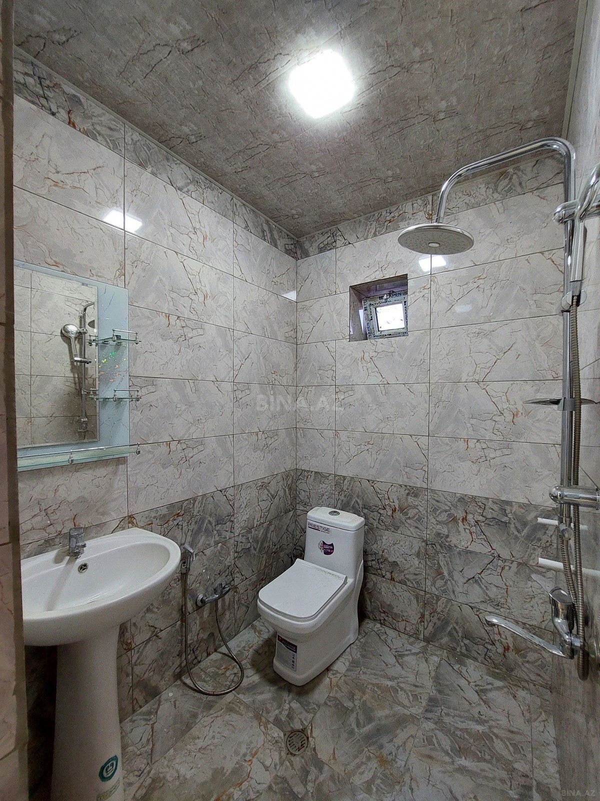 Satılır 4 otaqlı həyət evi 100 m²
