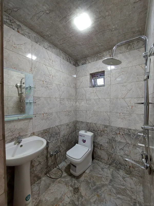 Satılır 4 otaqlı həyət evi 100 m²