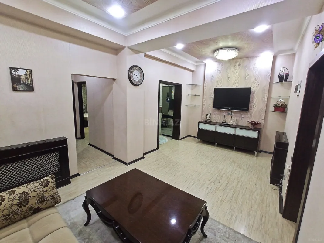Satılır 3 otaqlı mənzil 68 m²