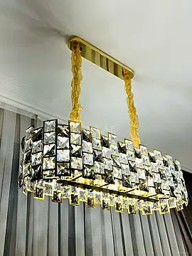 Satılır 4 otaqlı mənzil 143 m²