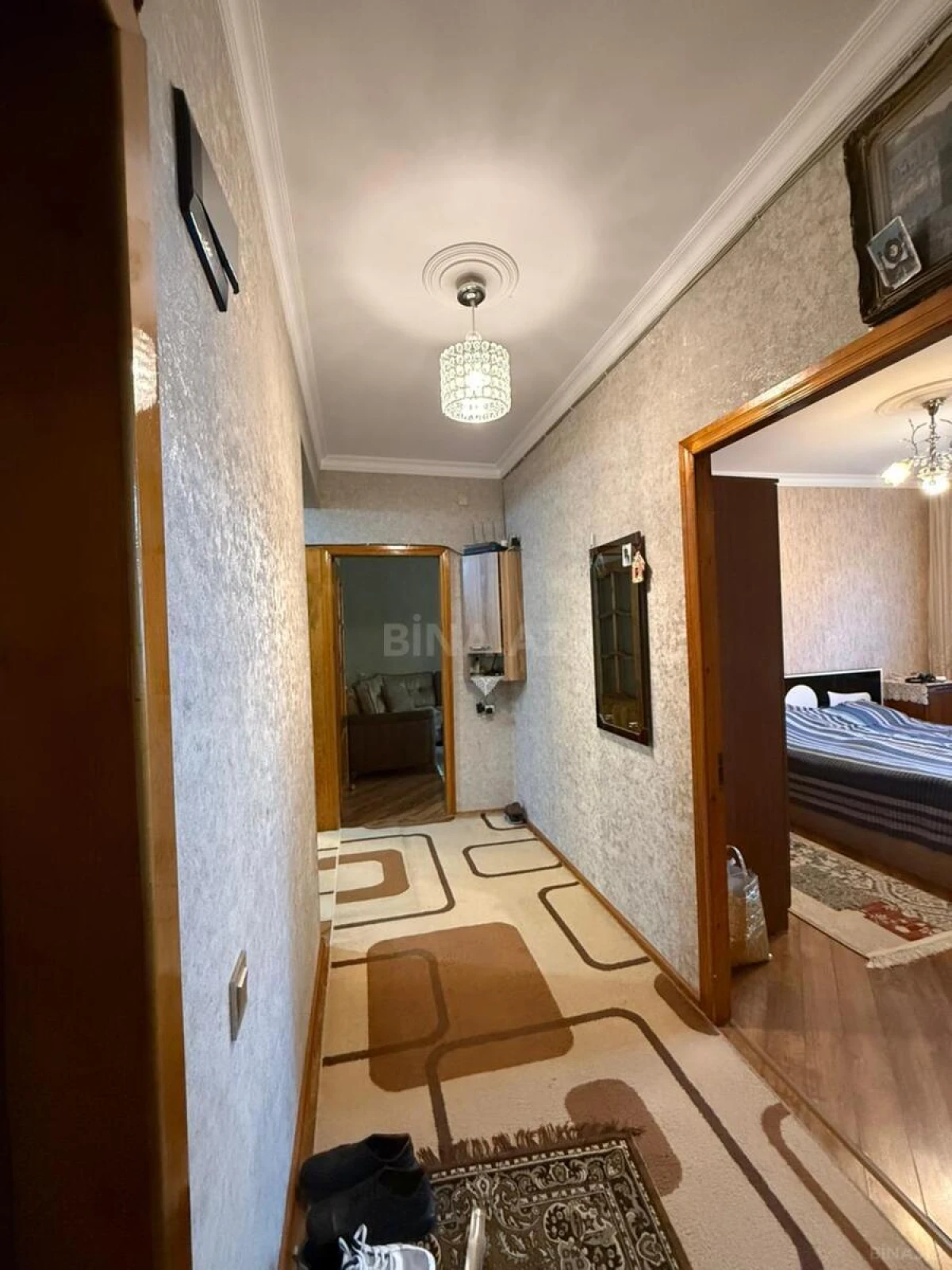 Satılır 4 otaqlı mənzil 100 m²