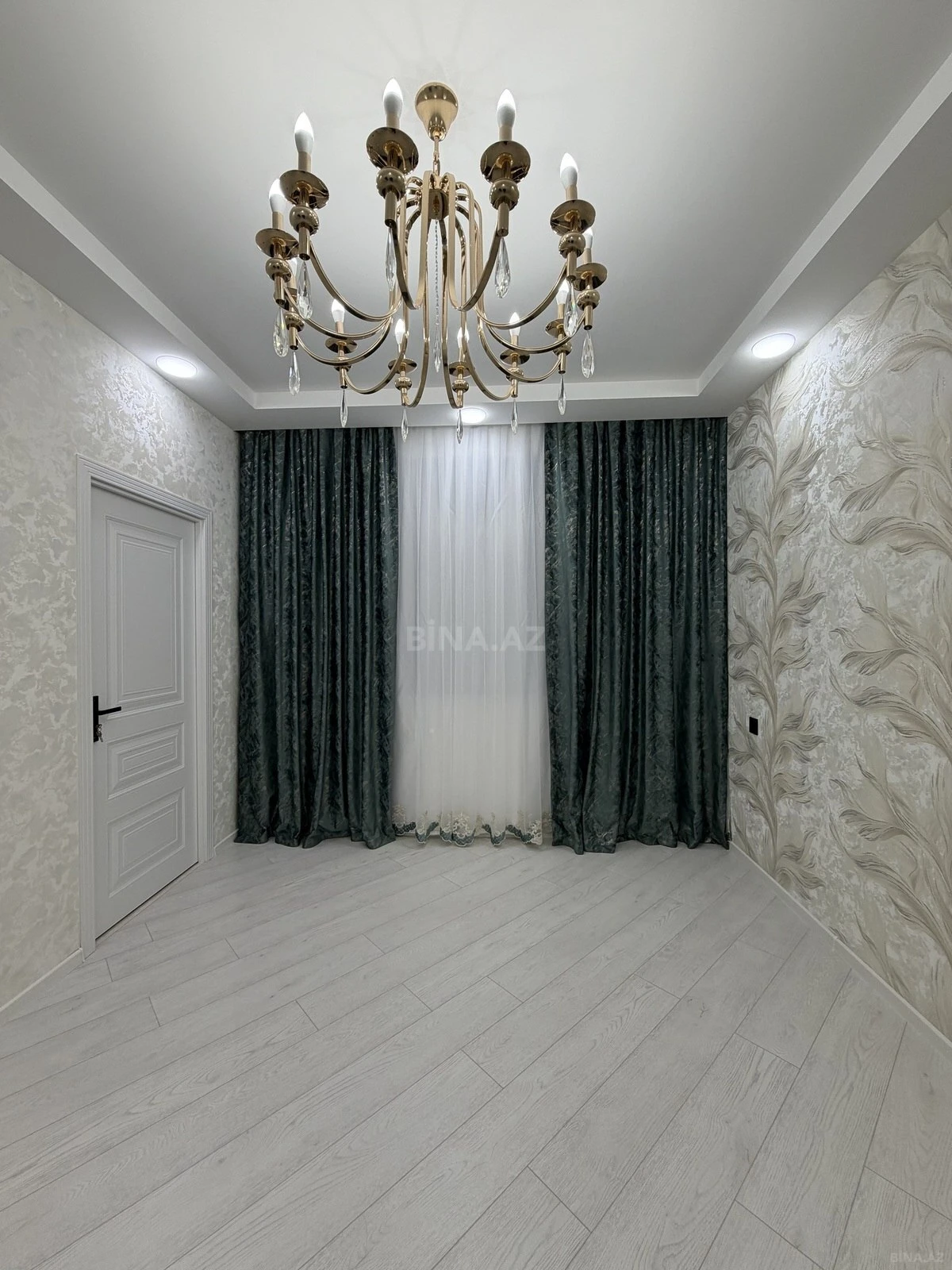 Satılır 2 otaqlı mənzil 44 m²