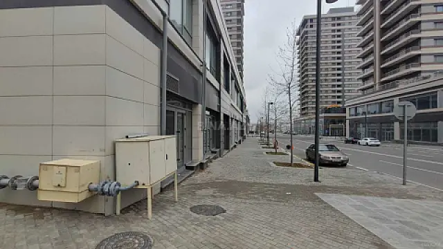 Satılır obyekt 680 m²