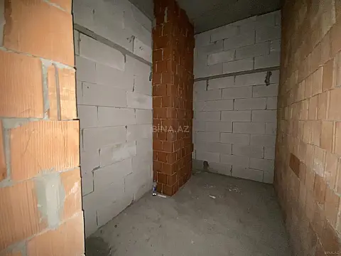 Satılır 2 otaqlı mənzil 76 m²
