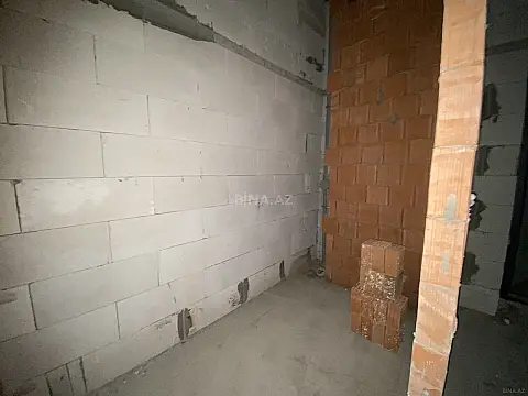 Satılır 2 otaqlı mənzil 76 m²