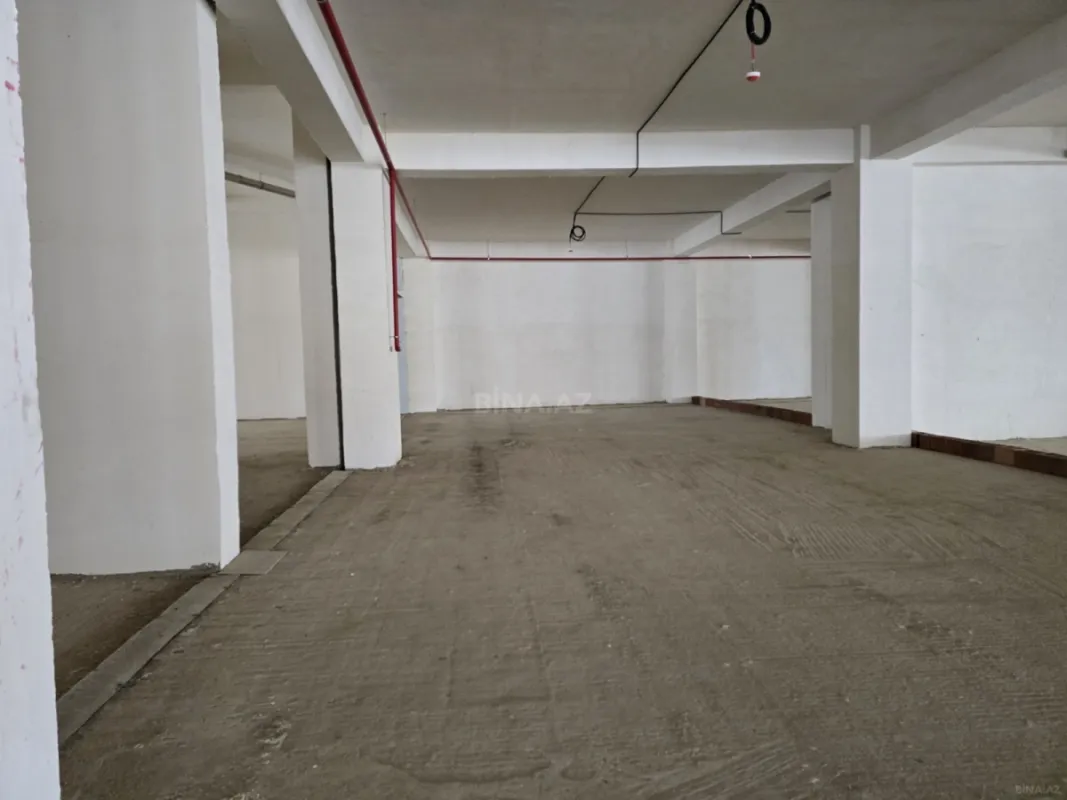 Satılır obyekt 1350 m²