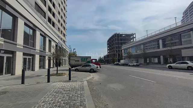 Satılır obyekt 1350 m²