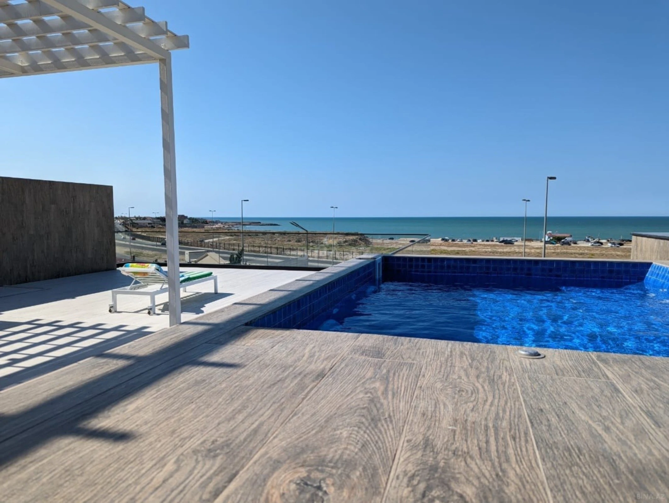 Kirayə verilir 4 otaqlı həyət evi 300 m²