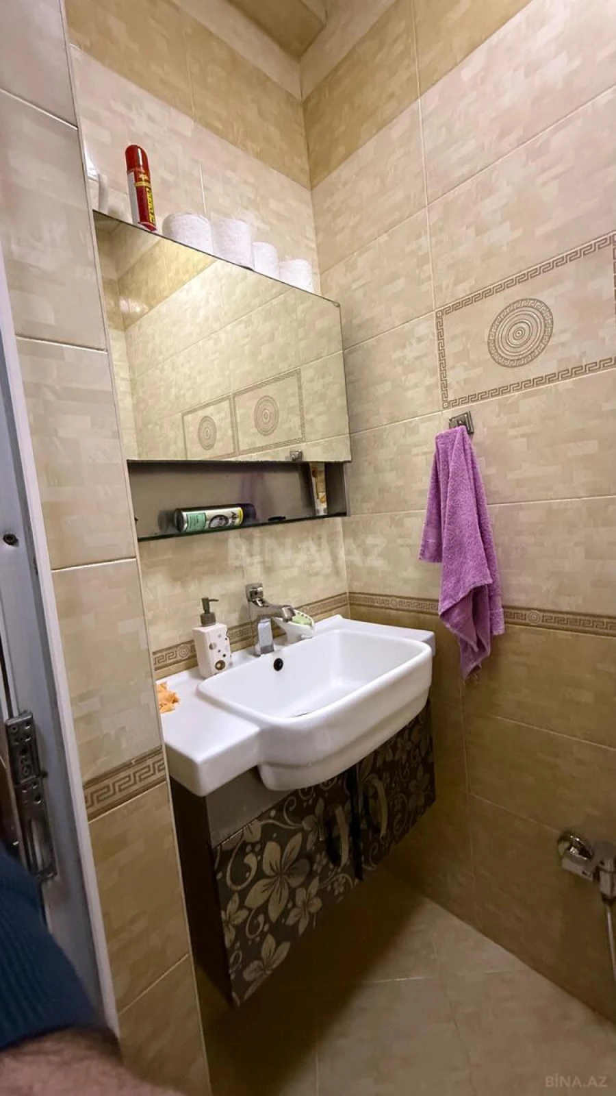 Satılır 8 otaqlı həyət evi 400 m²