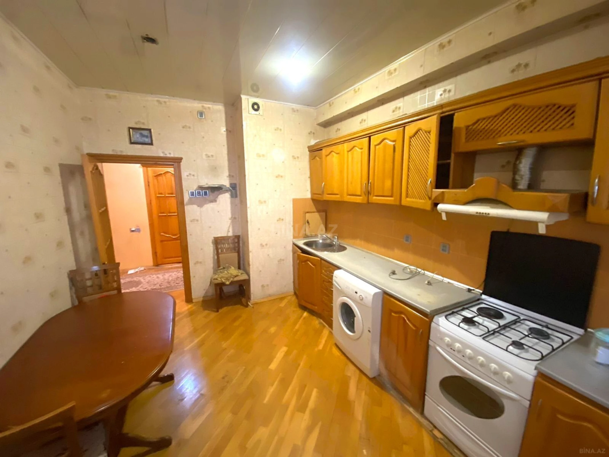 Satılır 2 otaqlı mənzil 74 m²