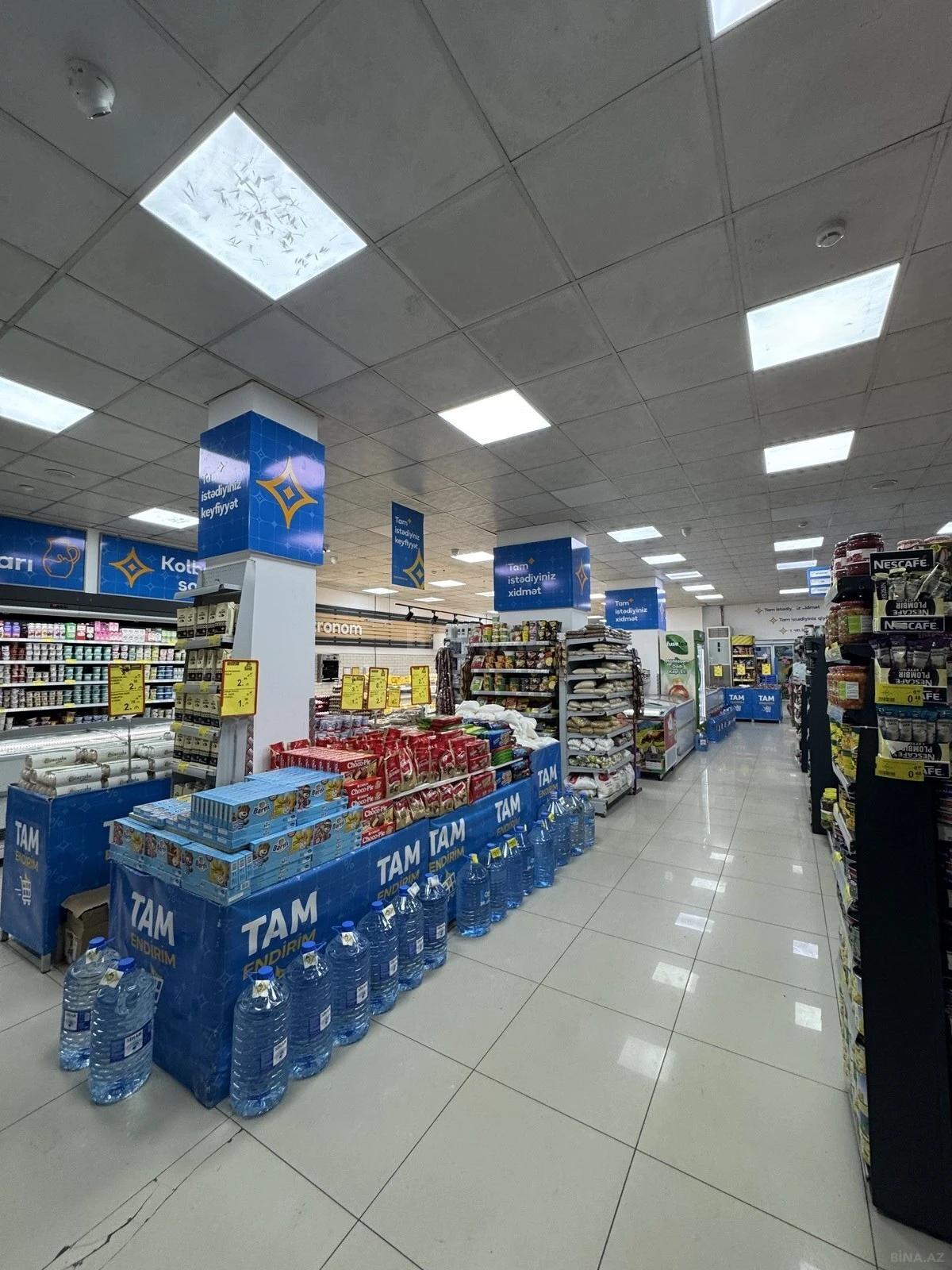 Satılır obyekt 700 m²