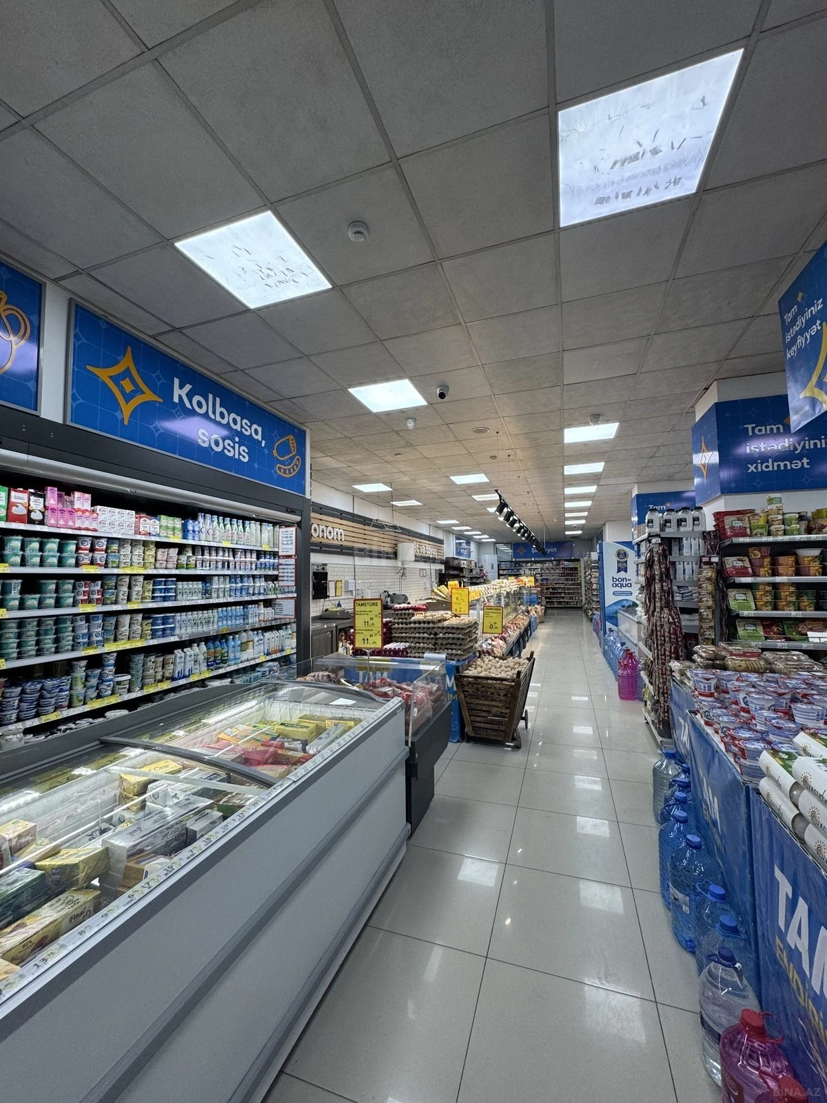 Satılır obyekt 700 m²