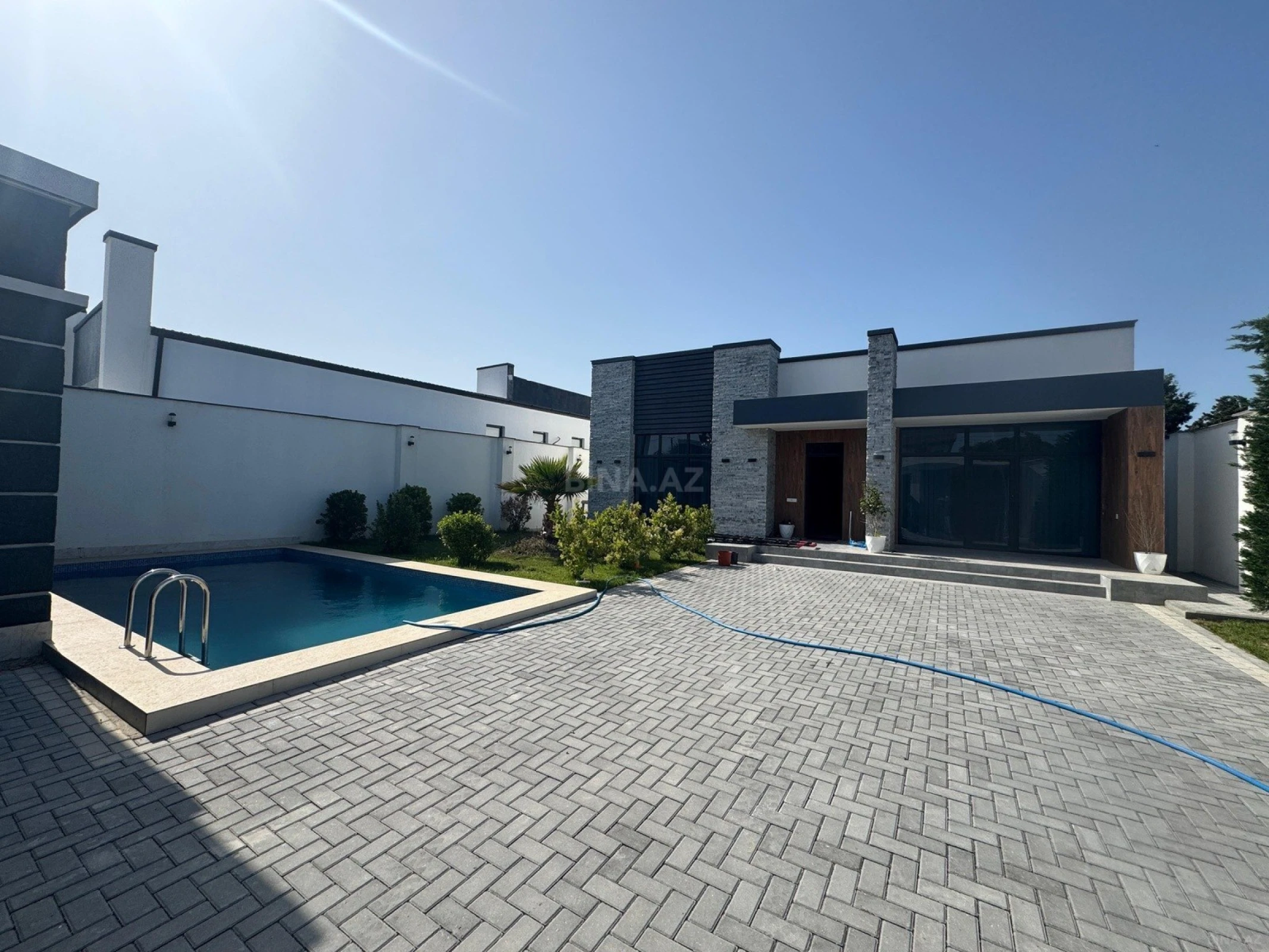 Kirayə verilir 4 otaqlı həyət evi 190 m²