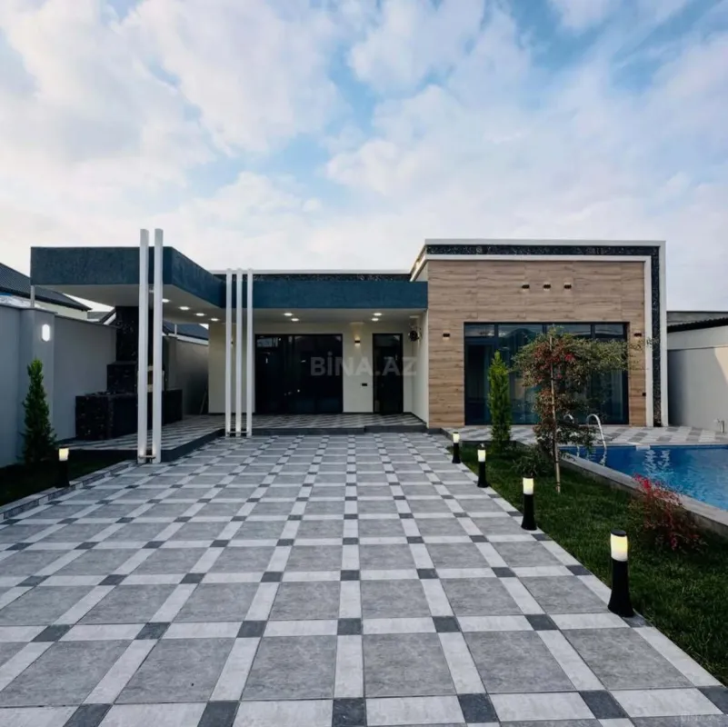 Kirayə verilir 4 otaqlı həyət evi 180 m²
