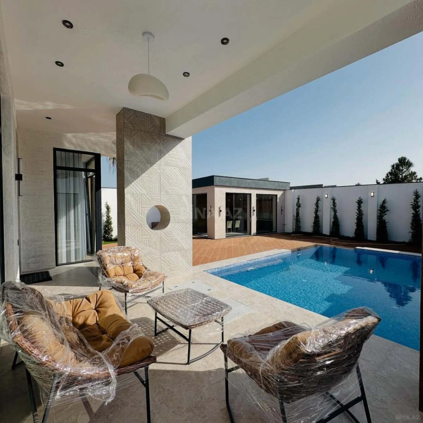 Kirayə verilir 4 otaqlı həyət evi 180 m²