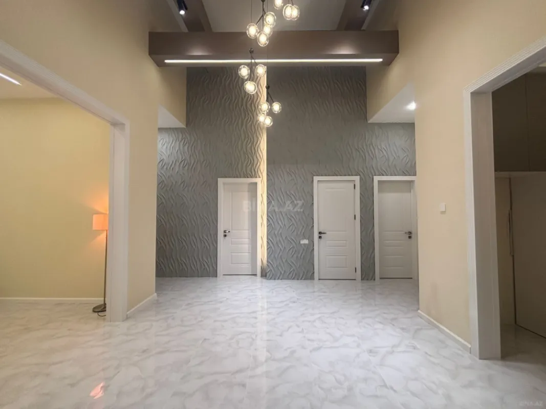 Satılır 4 otaqlı həyət evi 180 m²