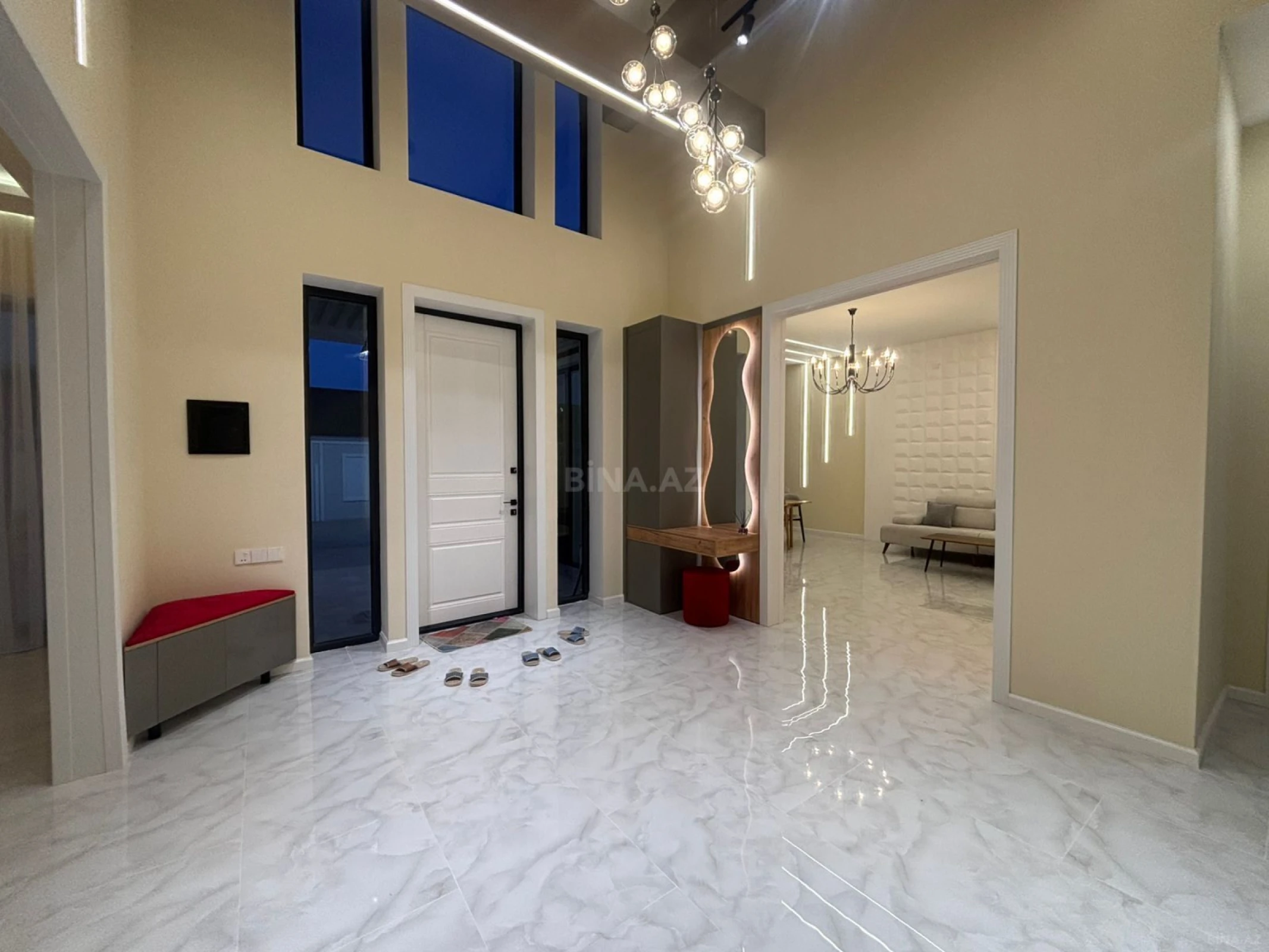 Satılır 4 otaqlı həyət evi 180 m²