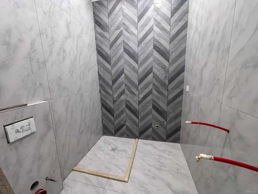 Satılır 4 otaqlı həyət evi 180 m²