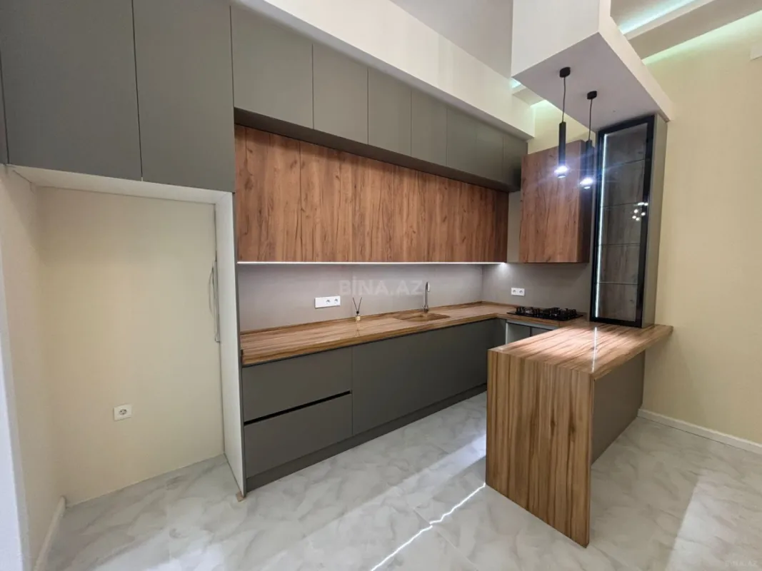 Satılır 4 otaqlı həyət evi 180 m²