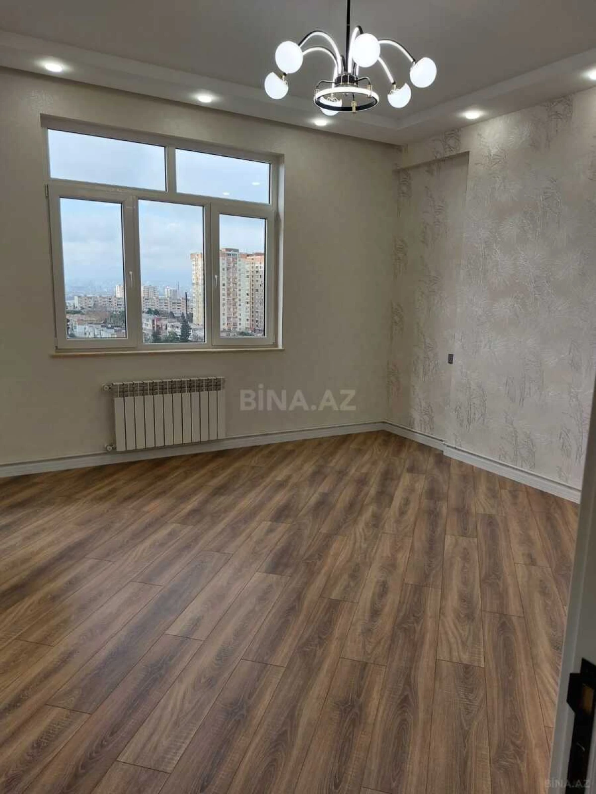 Satılır 3 otaqlı mənzil 90 m²